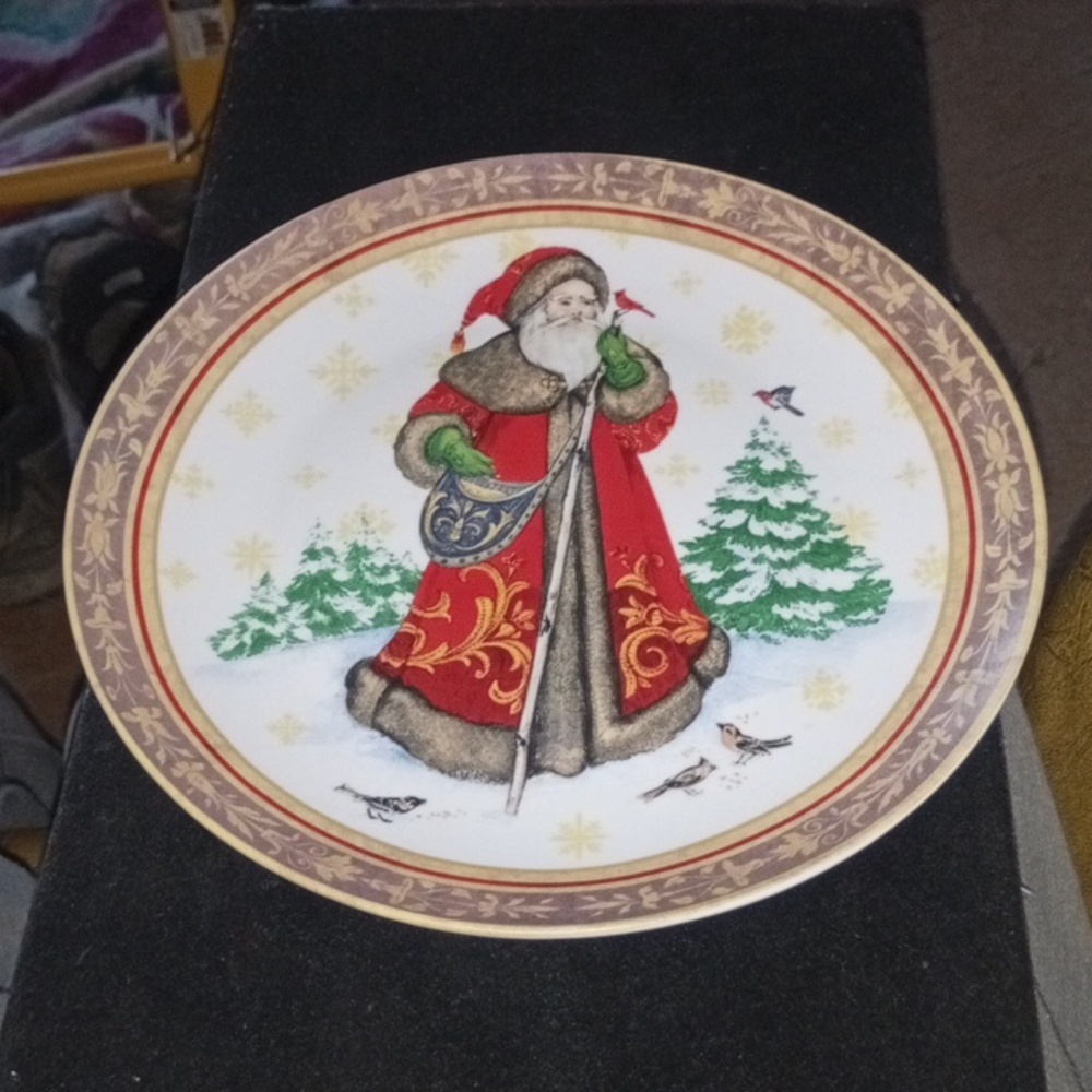 Festive Santa Decorative Plate, Certified International